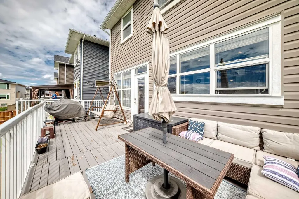 33 Redstone Drive NE Calgary AB T3N 0N2