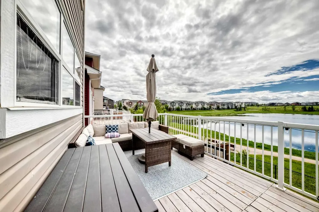 33 Redstone Drive NE Calgary AB T3N 0N2