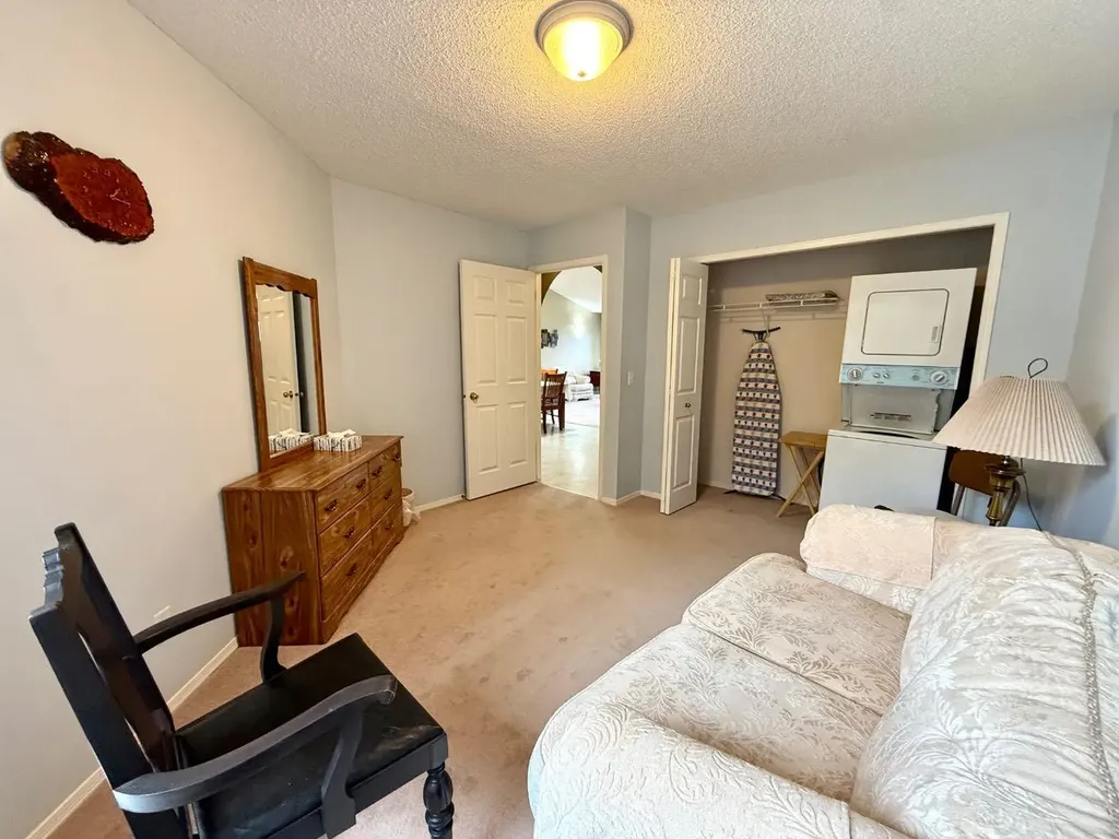 211 Baker Creek Place SW High River AB T1V 1V6