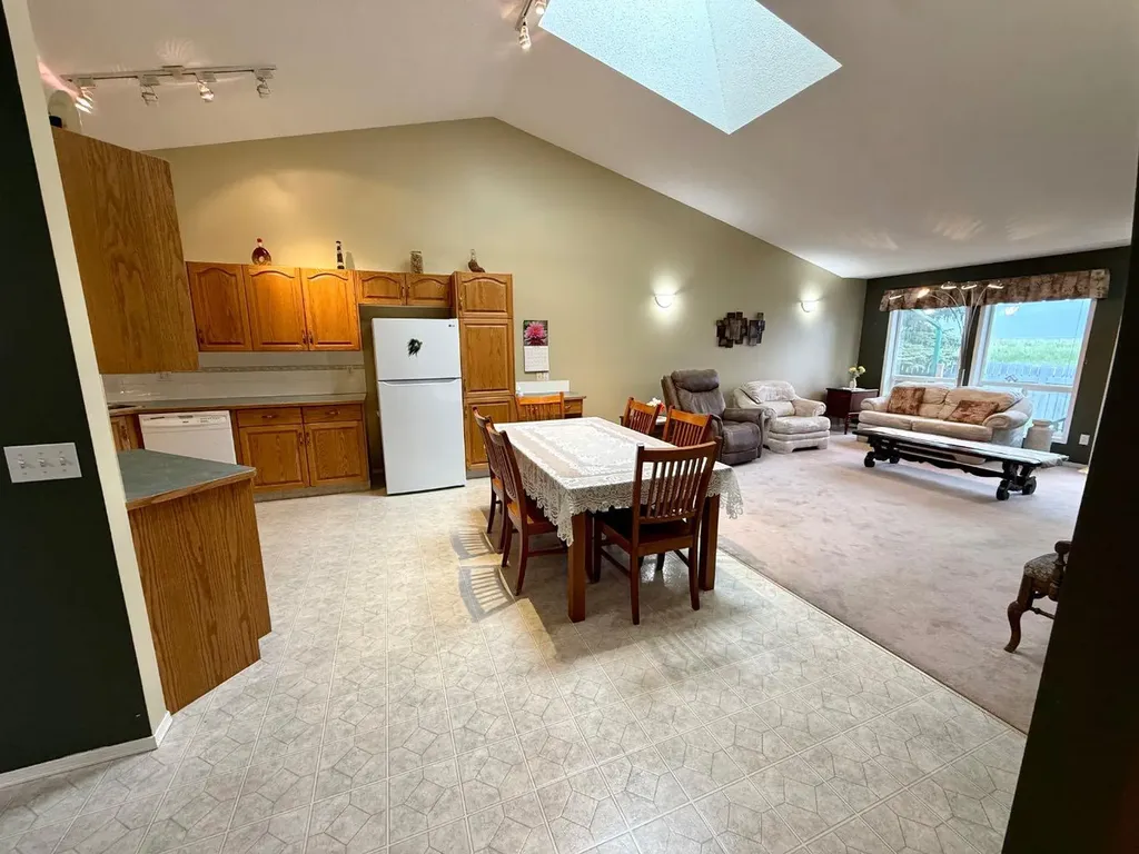 211 Baker Creek Place SW High River AB T1V 1V6