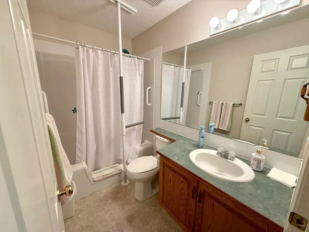 211 Baker Creek Place SW High River AB T1V 1V6