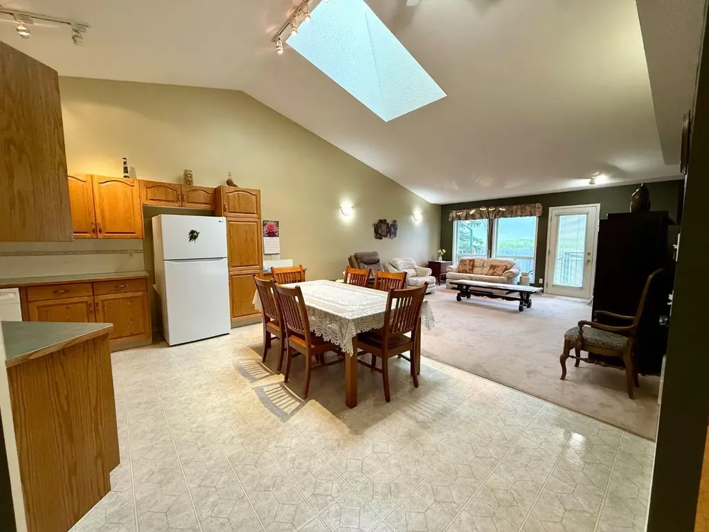 211 Baker Creek Place SW High River AB T1V 1V6