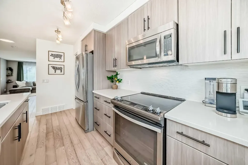 258 Fireside Drive Cochrane AB T4C 2L6
