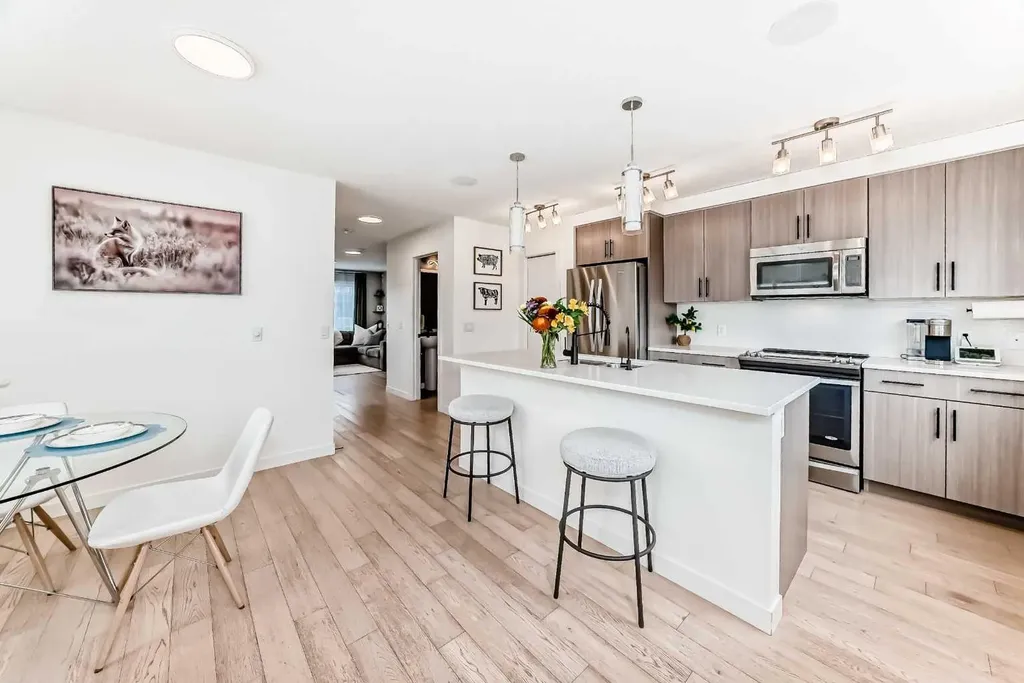 258 Fireside Drive Cochrane AB T4C 2L6