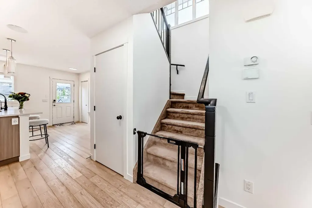 258 Fireside Drive Cochrane AB T4C 2L6