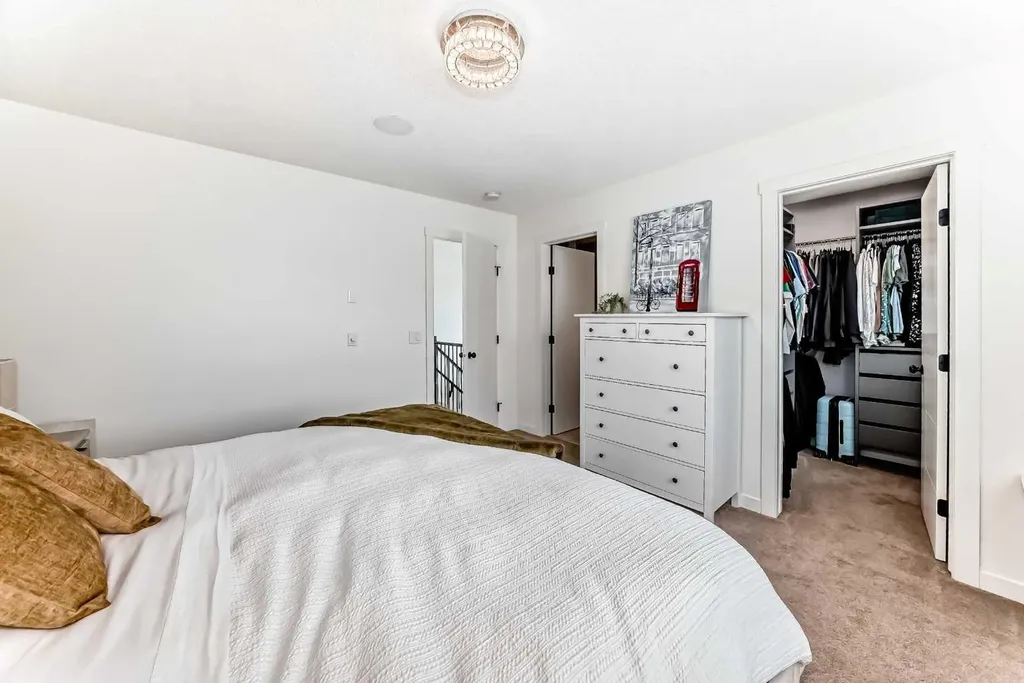 258 Fireside Drive Cochrane AB T4C 2L6