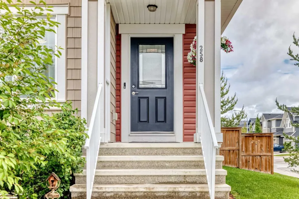 258 Fireside Drive Cochrane AB T4C 2L6
