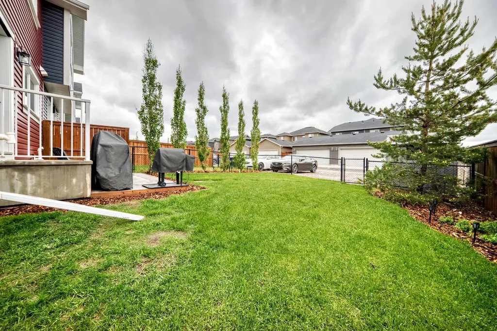 258 Fireside Drive Cochrane AB T4C 2L6