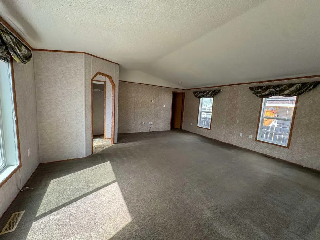 305 Rodeo Drive Fort Macleod AB T0L0Z0