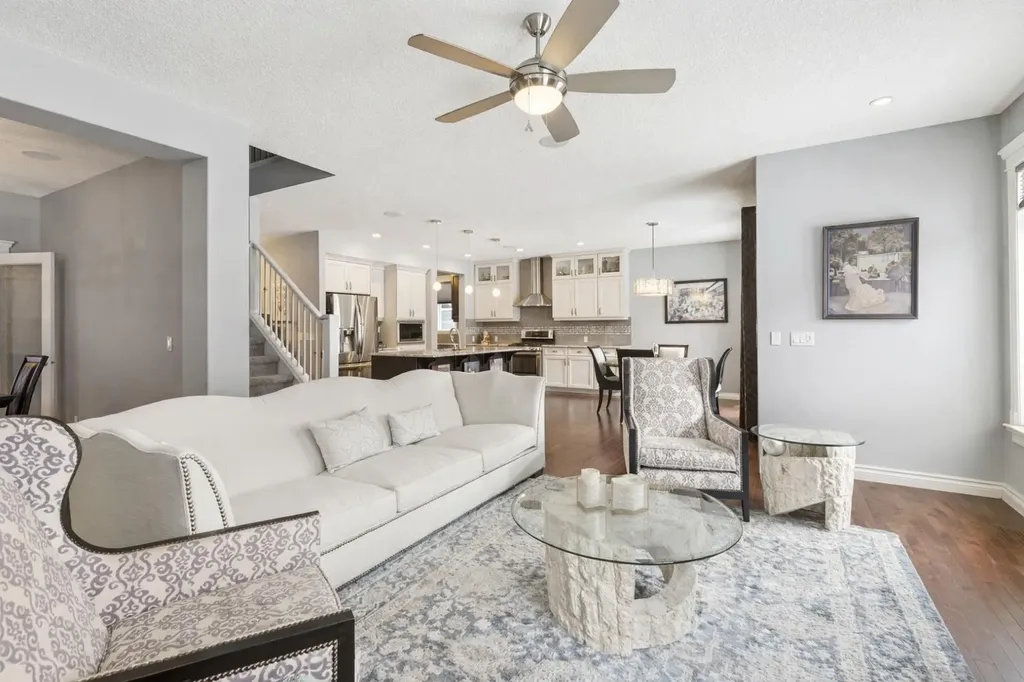 135 Auburn Sound Manor SE Calgary AB T3M 0R9