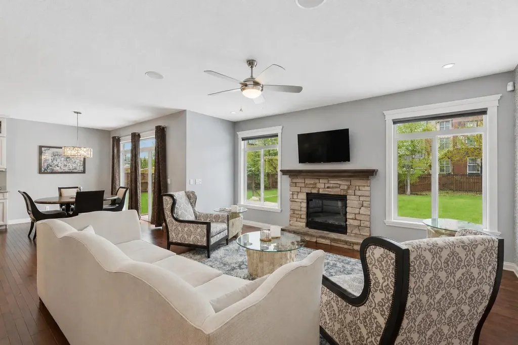 135 Auburn Sound Manor SE Calgary AB T3M 0R9