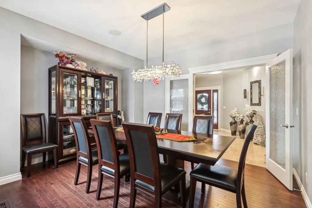135 Auburn Sound Manor SE Calgary AB T3M 0R9