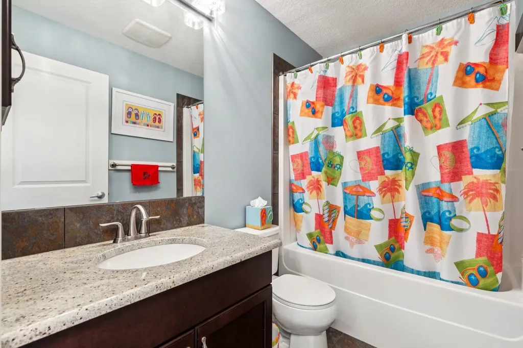 135 Auburn Sound Manor SE Calgary AB T3M 0R9