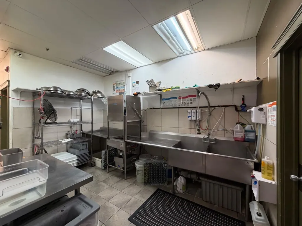 Business Business Avenue Edson AB T7E 1L6