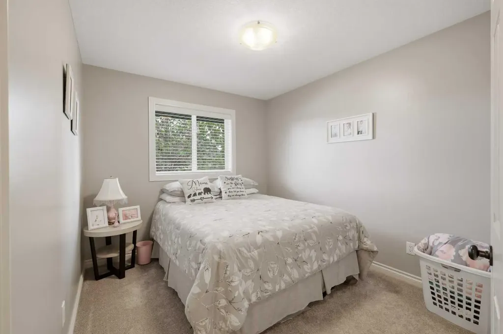 40 Emily Crescent Lacombe AB T4L 0A5