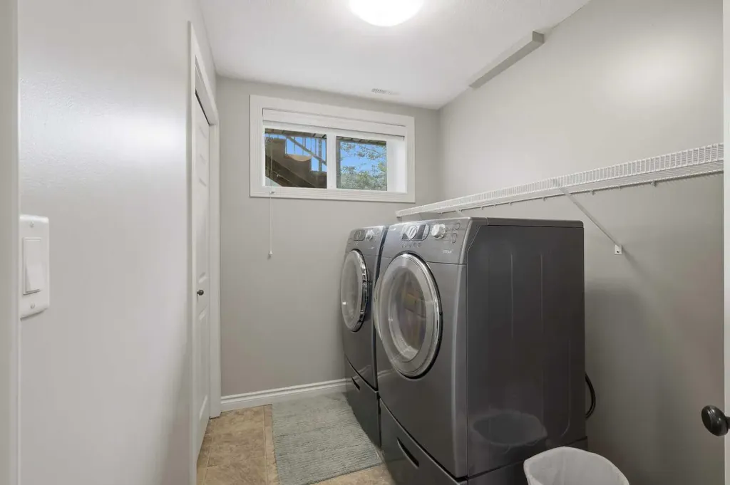 40 Emily Crescent Lacombe AB T4L 0A5
