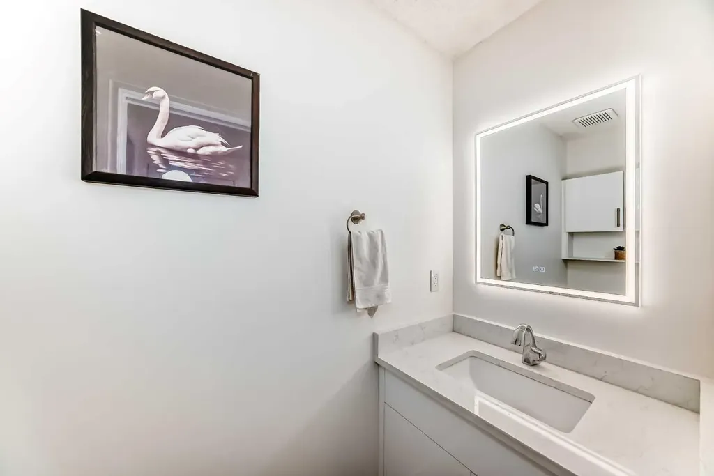 50 Hampstead Terrace NW Calgary AB T3A 5Y5