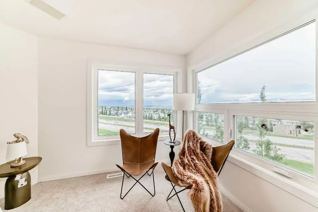 50 Hampstead Terrace NW Calgary AB T3A 5Y5