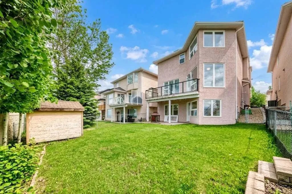 50 Hampstead Terrace NW Calgary AB T3A 5Y5