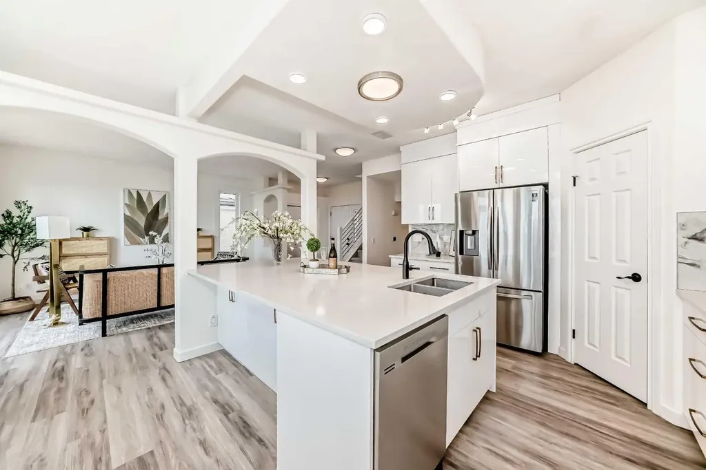 50 Hampstead Terrace NW Calgary AB T3A 5Y5