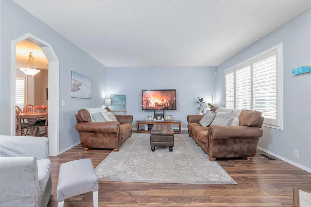 210 Mt Douglas Court SE Calgary AB T2Z3J8