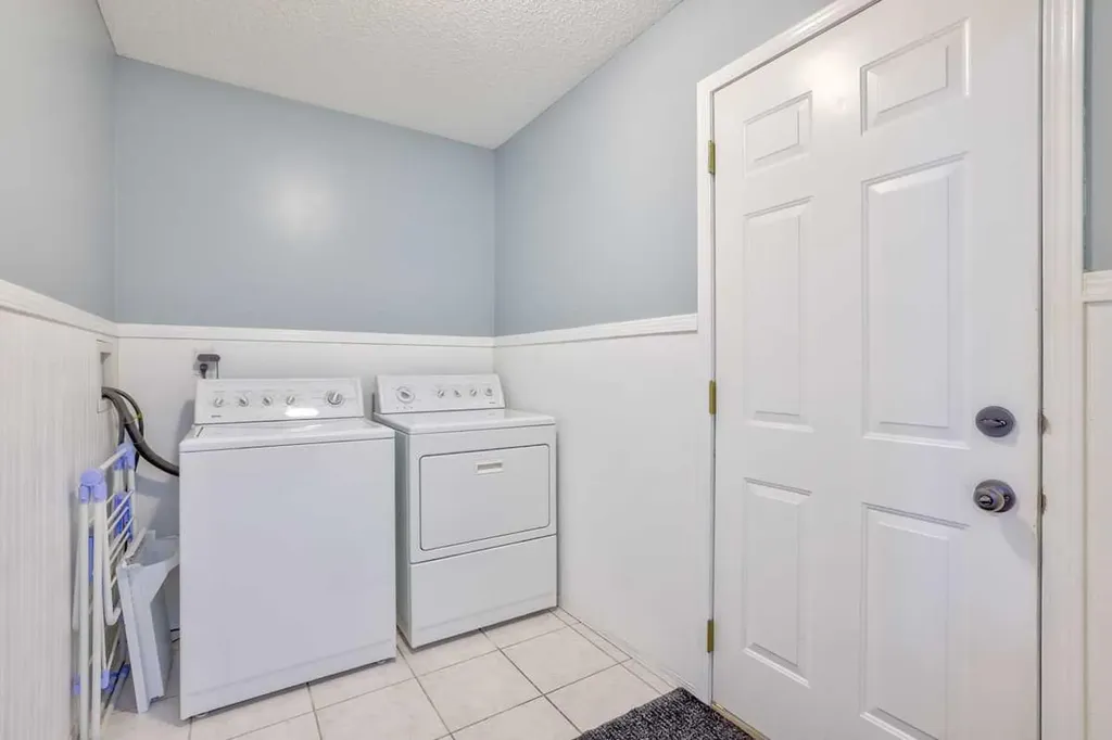 210 Mt Douglas Court SE Calgary AB T2Z3J8