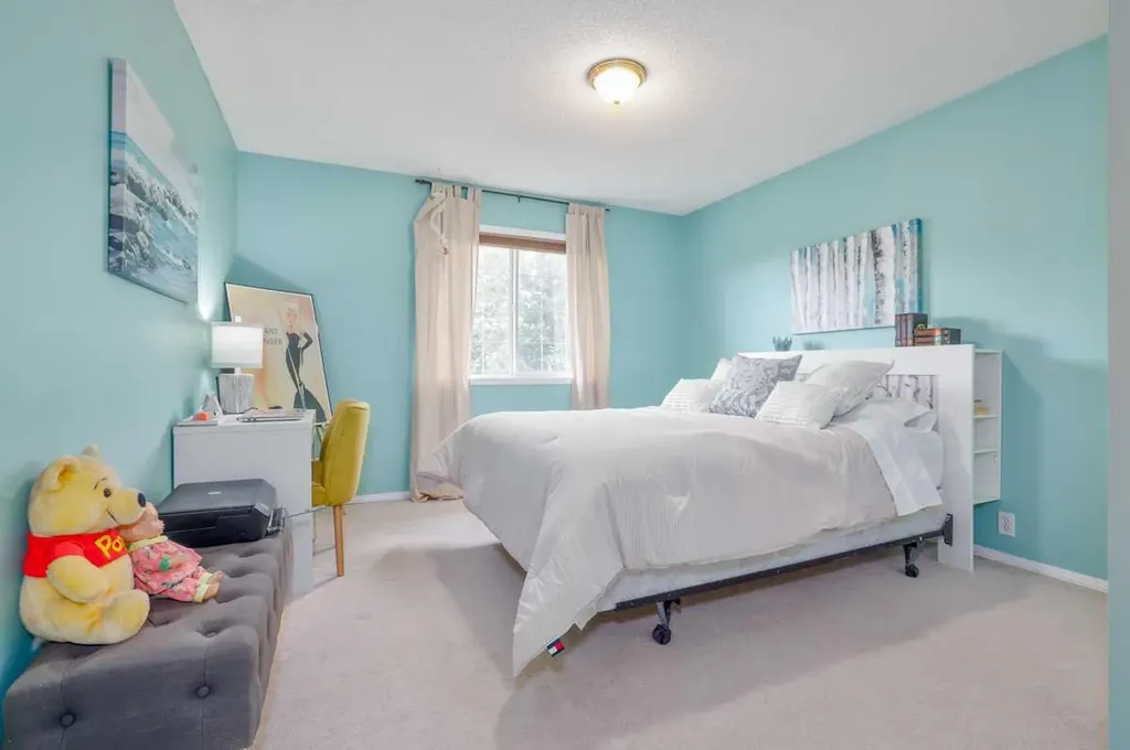 210 Mt Douglas Court SE Calgary AB T2Z3J8