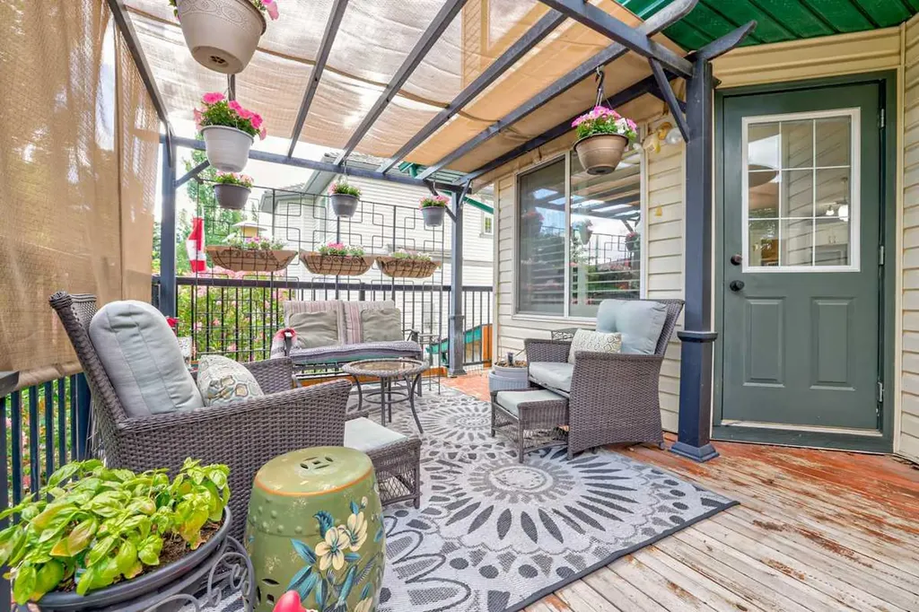 210 Mt Douglas Court SE Calgary AB T2Z3J8