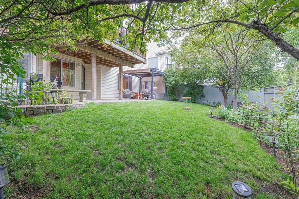 210 Mt Douglas Court SE Calgary AB T2Z3J8