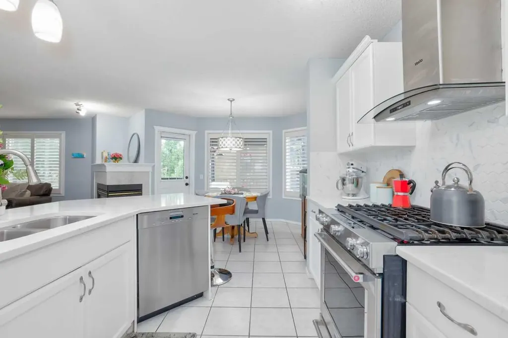 210 Mt Douglas Court SE Calgary AB T2Z3J8