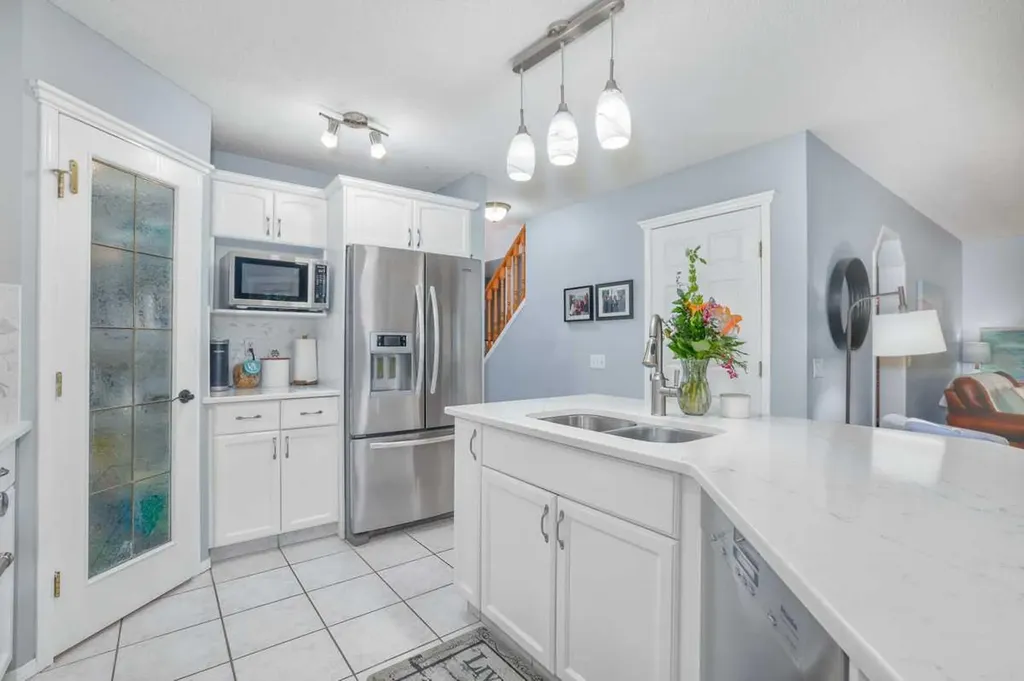 210 Mt Douglas Court SE Calgary AB T2Z3J8