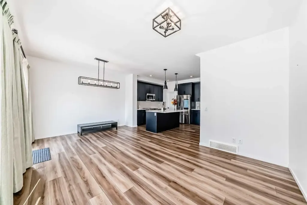 91 Walcrest Way SE Calgary AB T2X 4G2