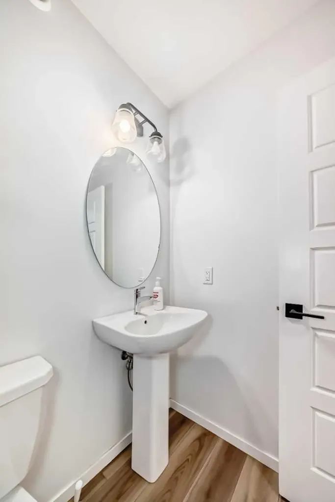 91 Walcrest Way SE Calgary AB T2X 4G2