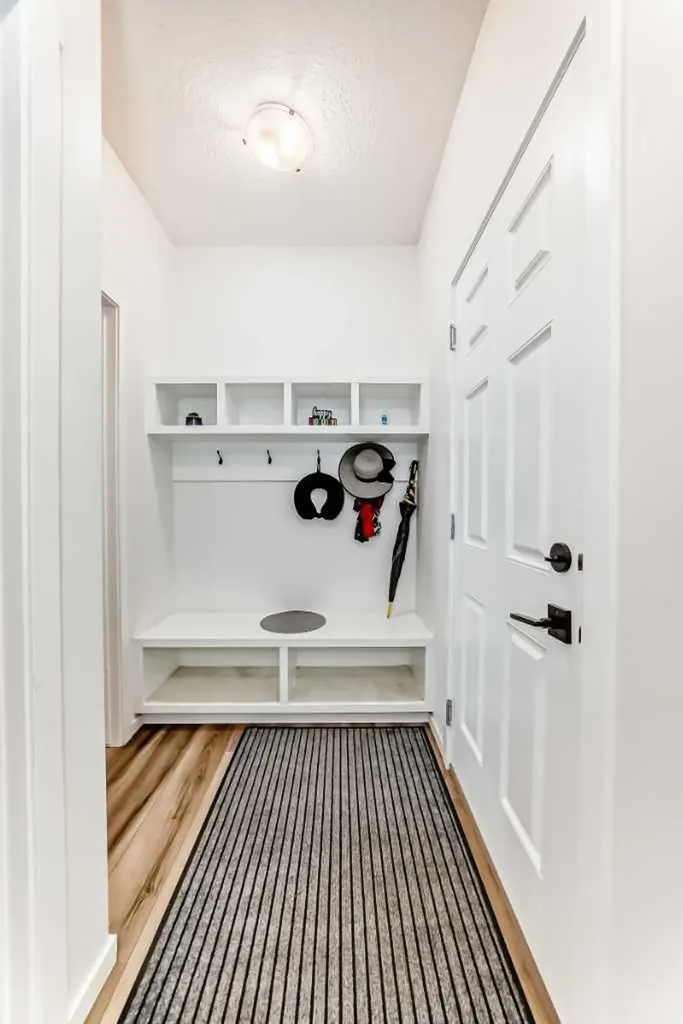 91 Walcrest Way SE Calgary AB T2X 4G2