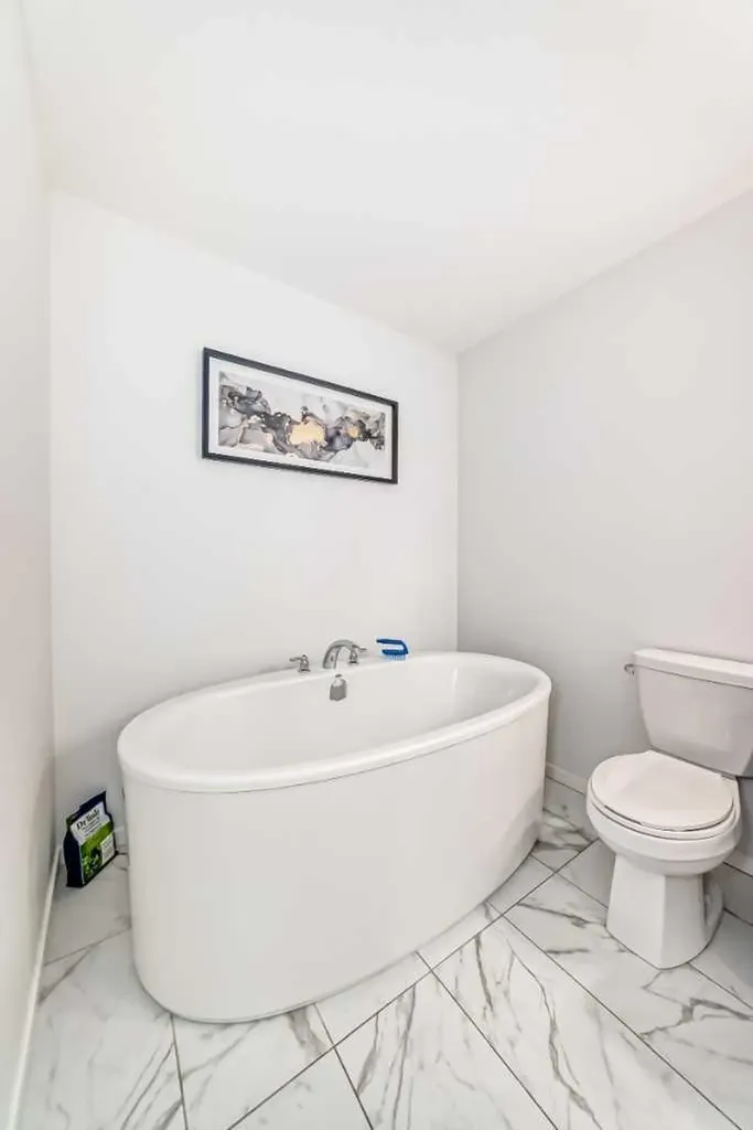 91 Walcrest Way SE Calgary AB T2X 4G2