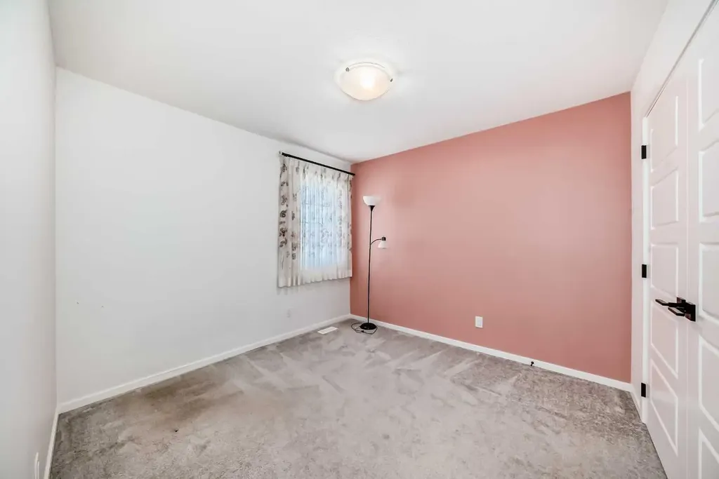 91 Walcrest Way SE Calgary AB T2X 4G2