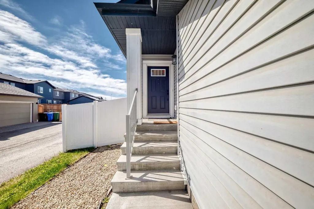 91 Walcrest Way SE Calgary AB T2X 4G2