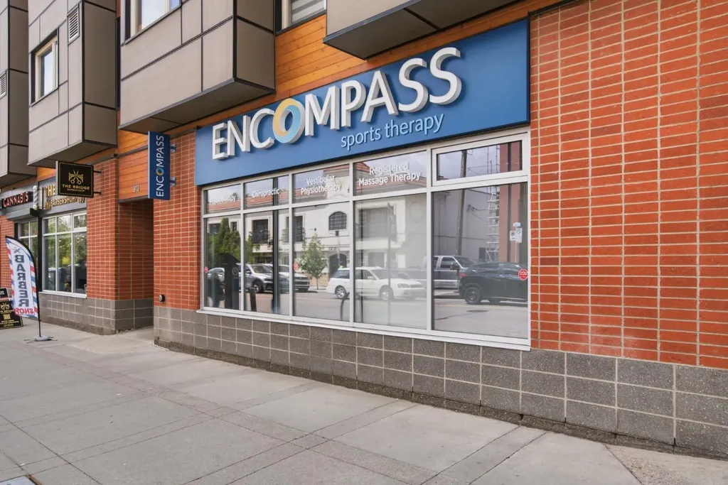 930 Centre Avenue NE Calgary AB T2E9C8
