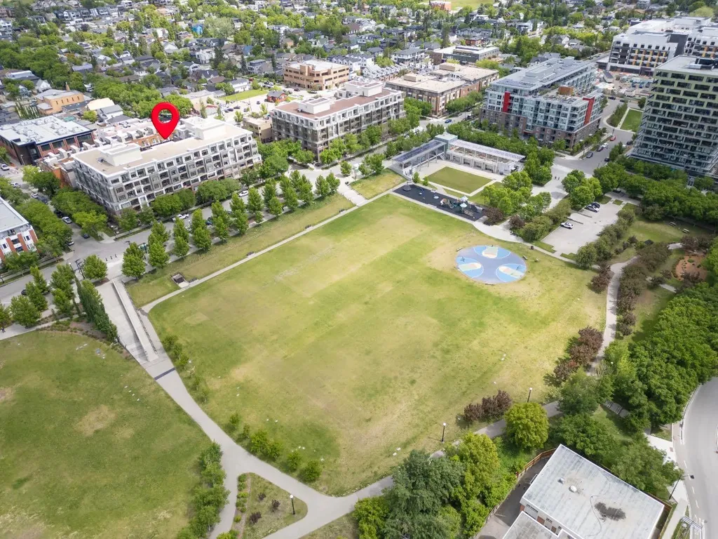 930 Centre Avenue NE Calgary AB T2E9C8