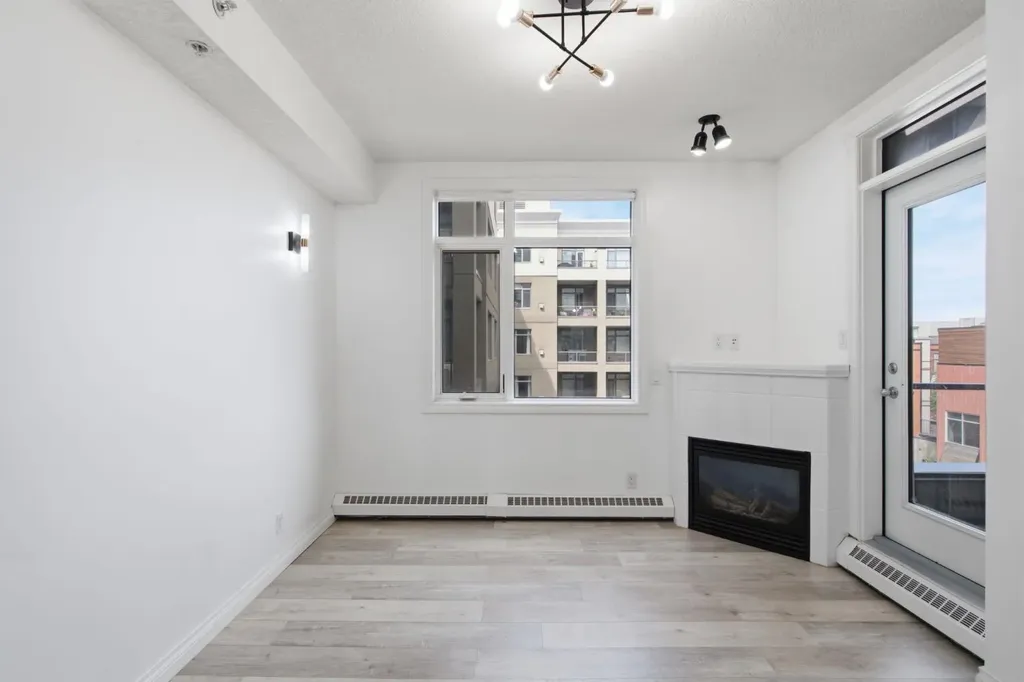 930 Centre Avenue NE Calgary AB T2E9C8
