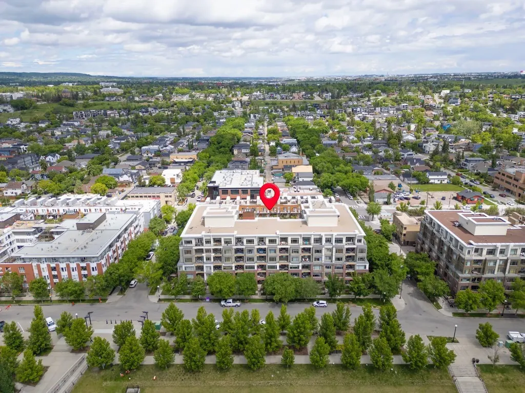 930 Centre Avenue NE Calgary AB T2E9C8
