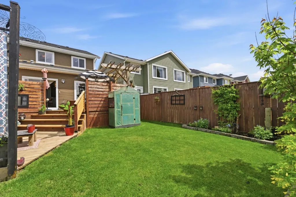 94 River Heights Crescent Cochrane AB T4C 0J5