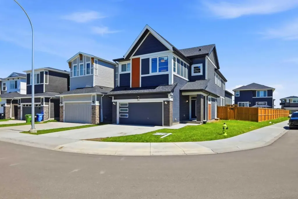 114 Corner Meadows Grove NE Calgary AB T3N 2C3