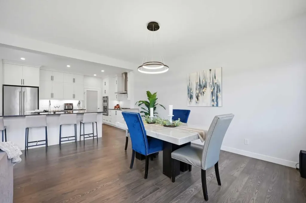 114 Corner Meadows Grove NE Calgary AB T3N 2C3