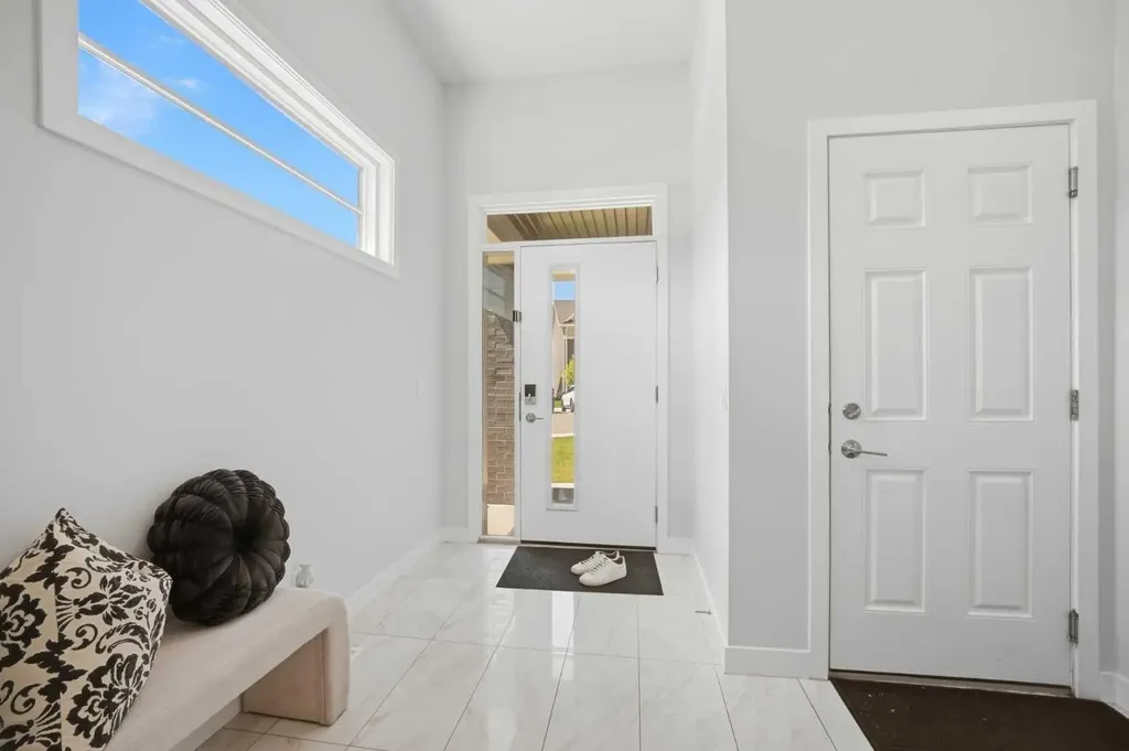 114 Corner Meadows Grove NE Calgary AB T3N 2C3