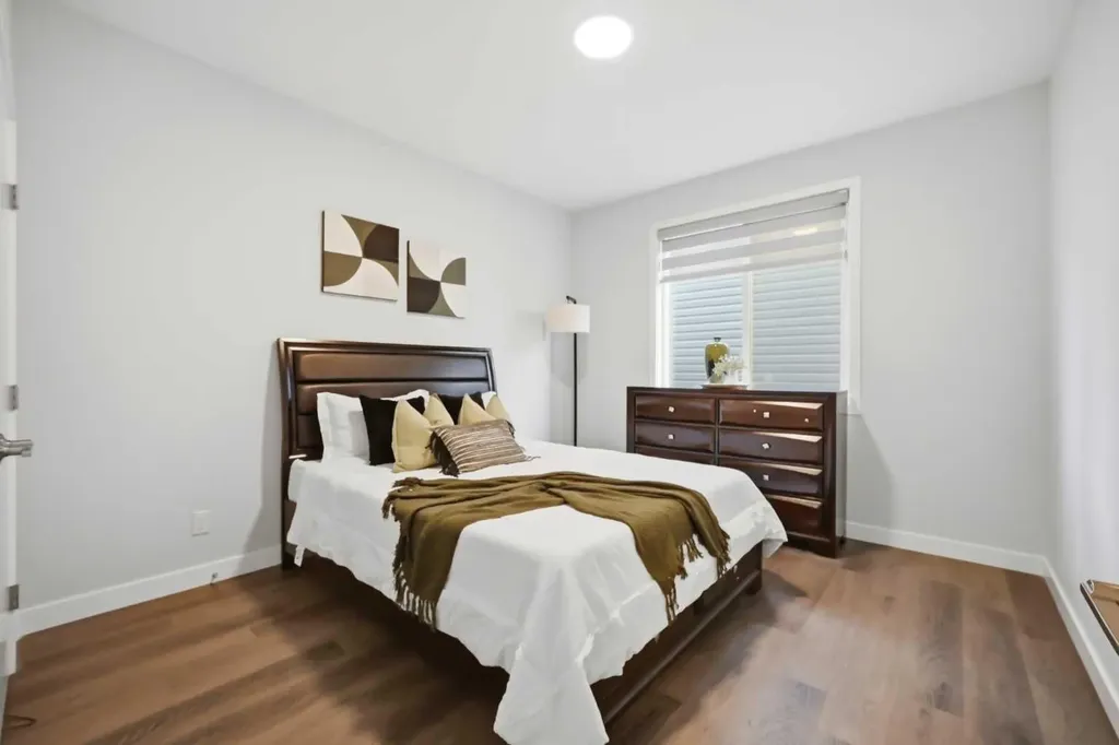 114 Corner Meadows Grove NE Calgary AB T3N 2C3