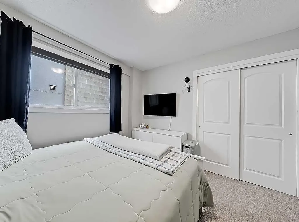 1715 13 Street SW Calgary AB T2T 3P5