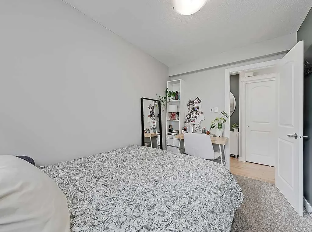 1715 13 Street SW Calgary AB T2T 3P5