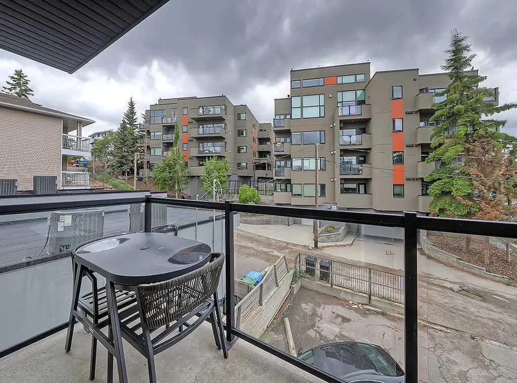 1715 13 Street SW Calgary AB T2T 3P5