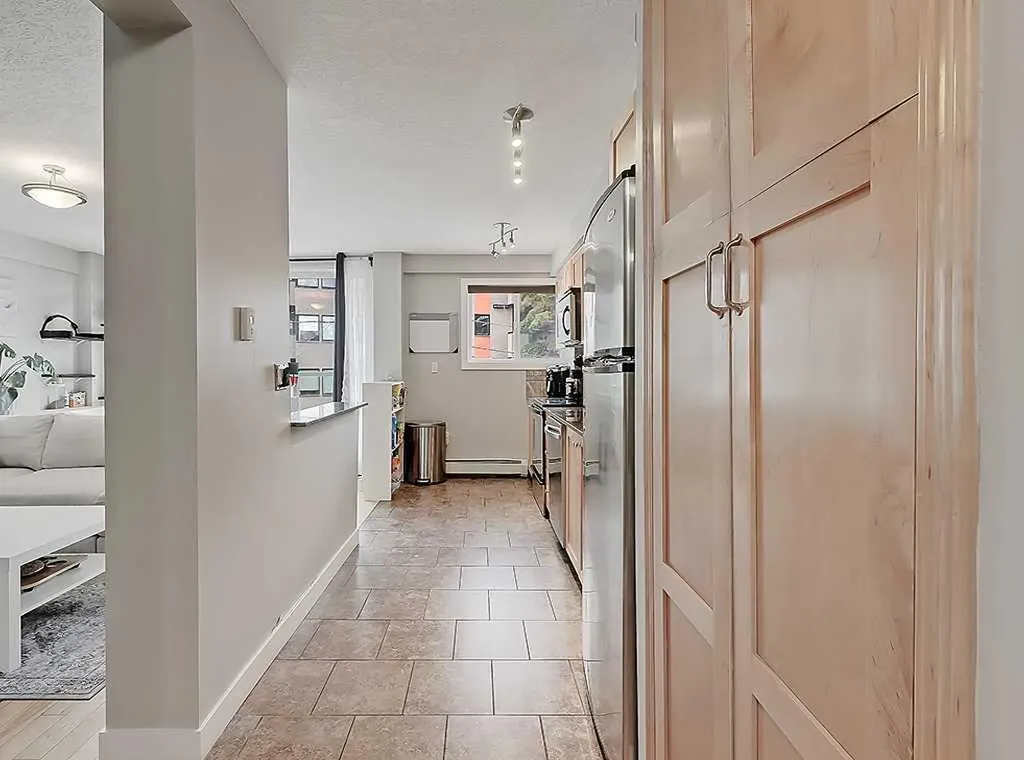 1715 13 Street SW Calgary AB T2T 3P5
